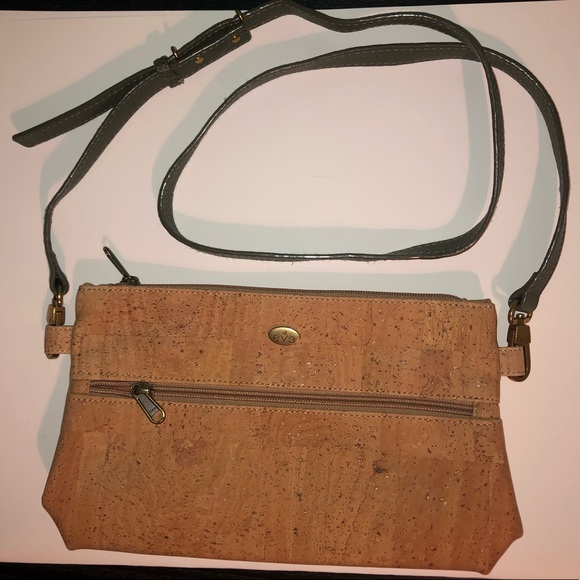 EVE Natural Cork Crossbody Bag - Picture 2 of 2